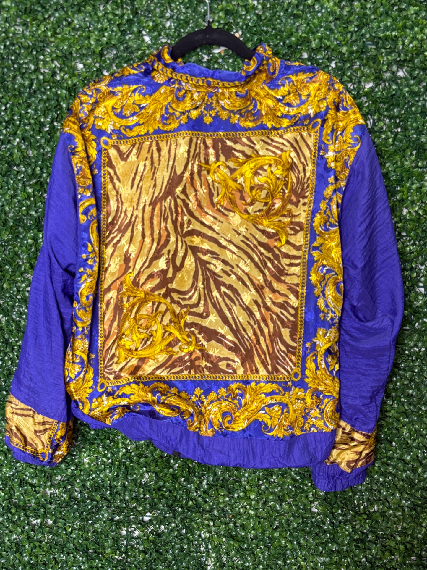 Thums Up Vintage Gold Designed Wind Breaker