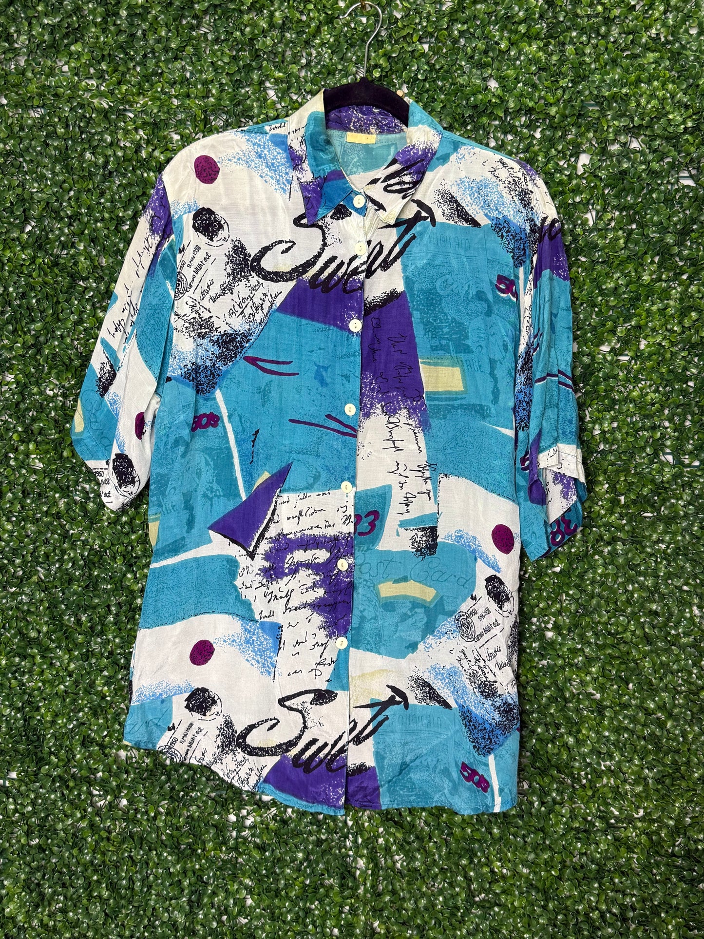 Vintage Love Letter Patterned Short Sleeve Button Up